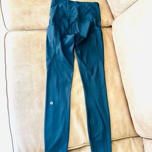 Lululemon black  Leggings size 2